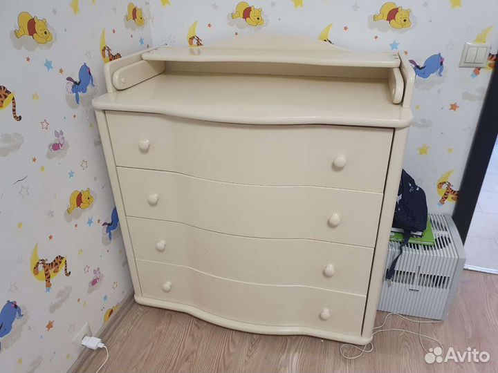 Кровать и комод Можга