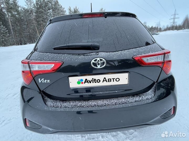 Toyota Vitz 1.0 CVT, 2019, 54 000 км