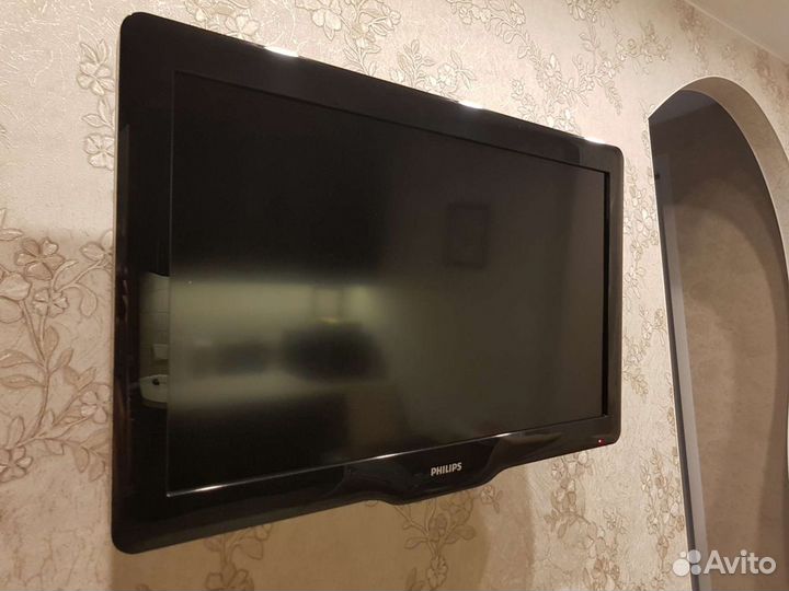 Телевизор Philips 32