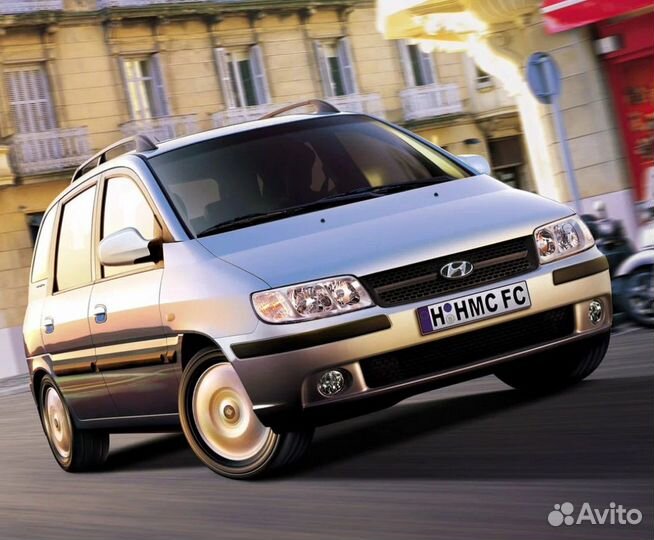 Стекло фары Hyundai Matrix 2001 - 2008