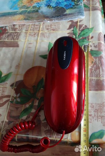 Старый стационарный телефон