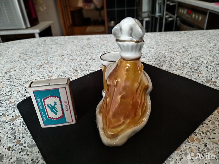 Статуэтка Мышиный король фарфор