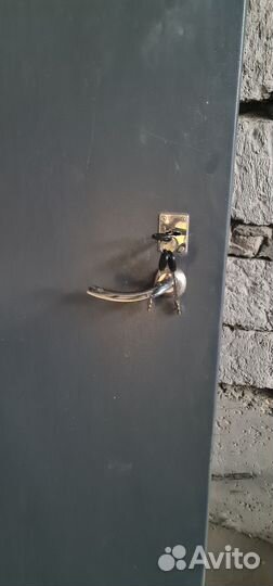 Дверь входная металлическая двухстворчатая