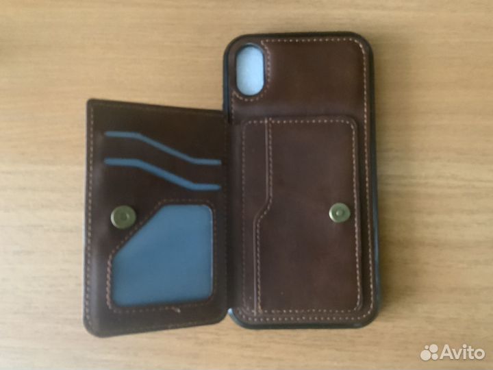 Продам чехол на iPhone XR новый