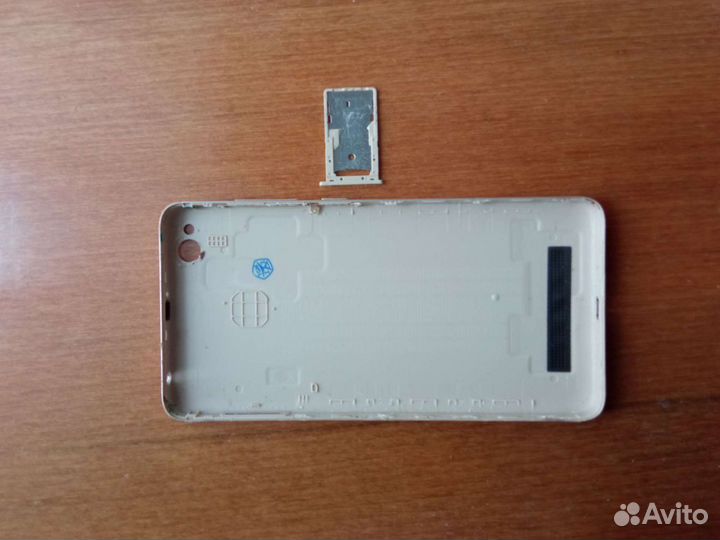 Крышка от телефон Xiaomi redmi а4