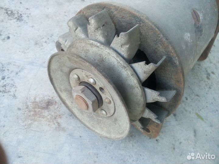 Новый генератор Elmot Р-20 12/25/2400