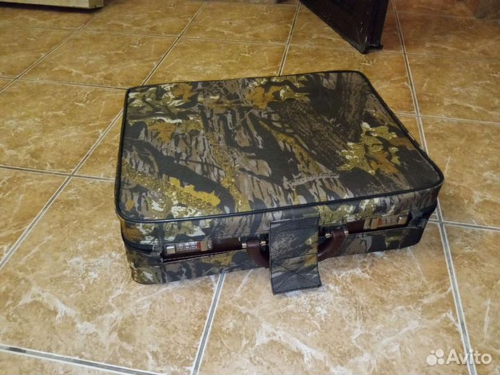 Набор для пикника в кейсе с кодовым замком