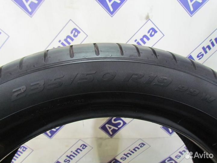 Pirelli P Zero PZ4 235/50 R19 102Q