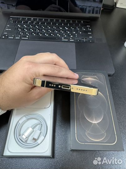 iPhone 12 Pro, 256 ГБ