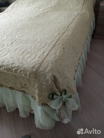 Покрывало на 2 х спальную кровать бу