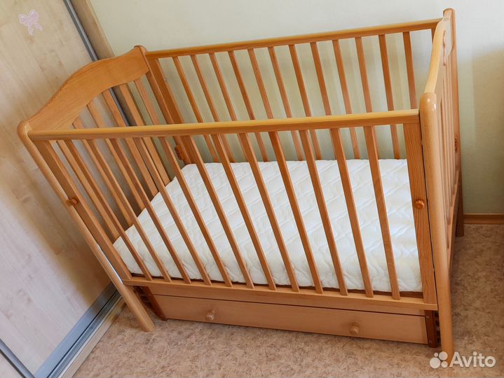 Детская кроватка Гандылян Ванечка + матрас + ещё