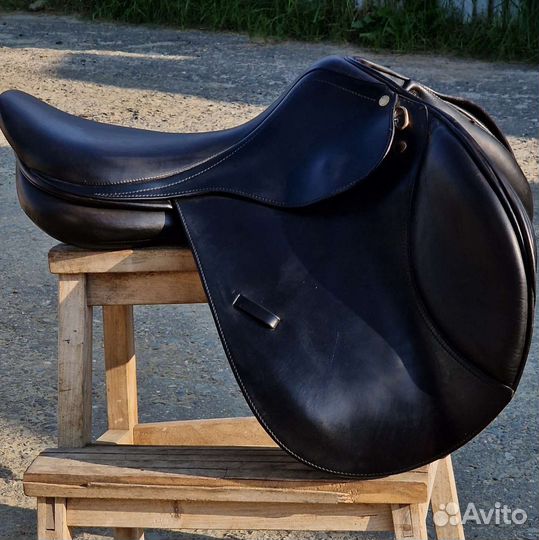 Конкурное седло