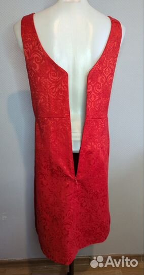 Платье нарядное праздничное красное 46-48