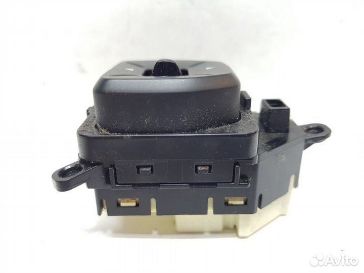 Блок регулировки зеркал передний левый Hyundai