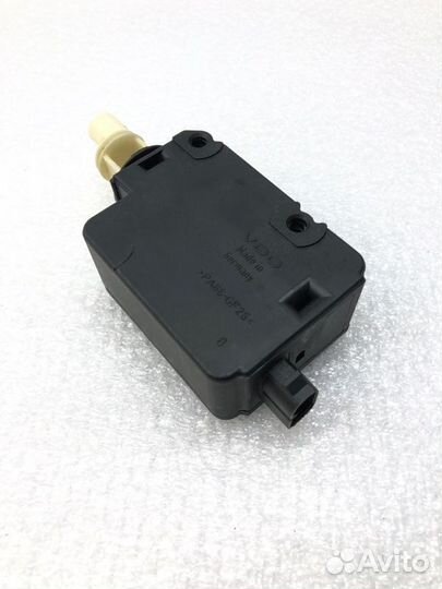 Активатор лючка бензобака Land Rover Discovery 3