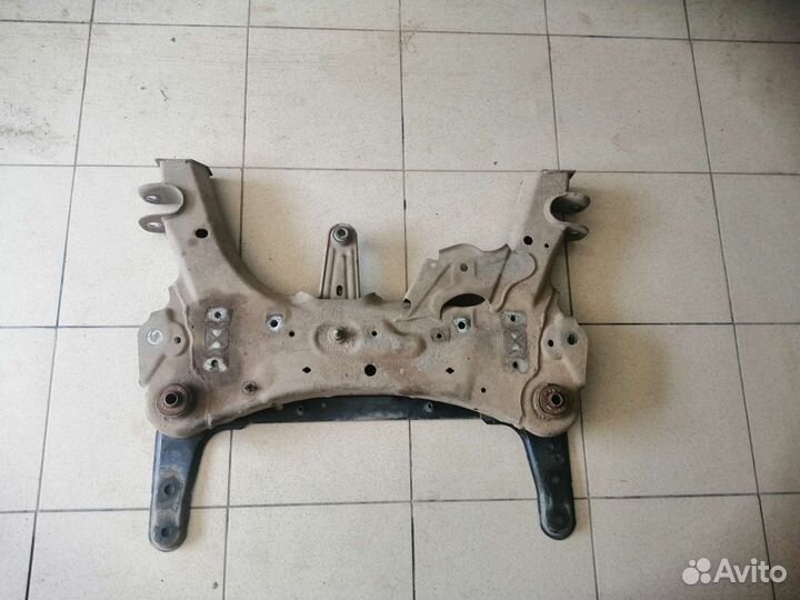 Подрамник Рено Кангу 2