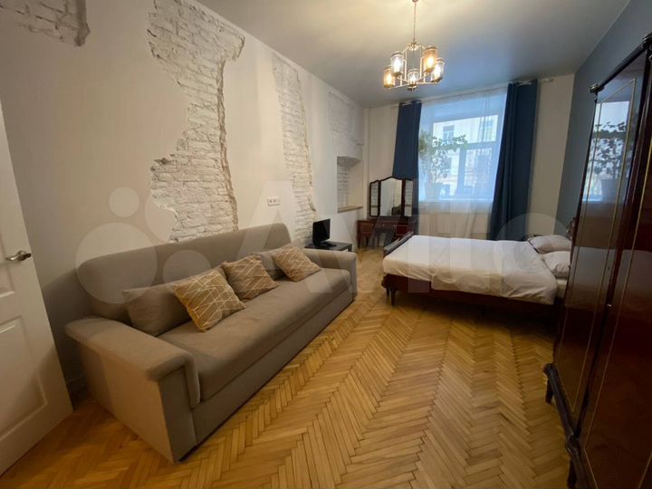 1-к. квартира, 52 м², 1/5 эт.