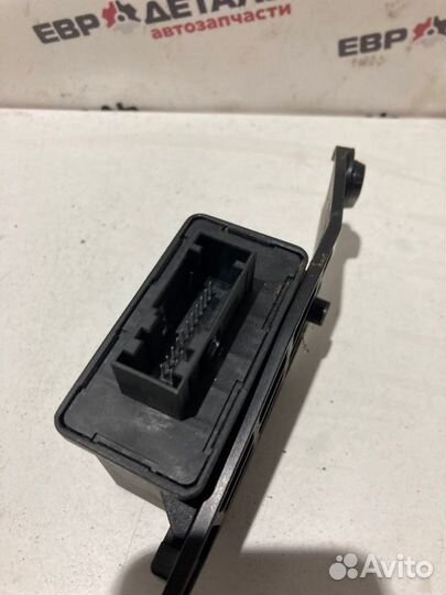 Блок электронный Opel Astra H хетчбэк 1.8 Z18XE