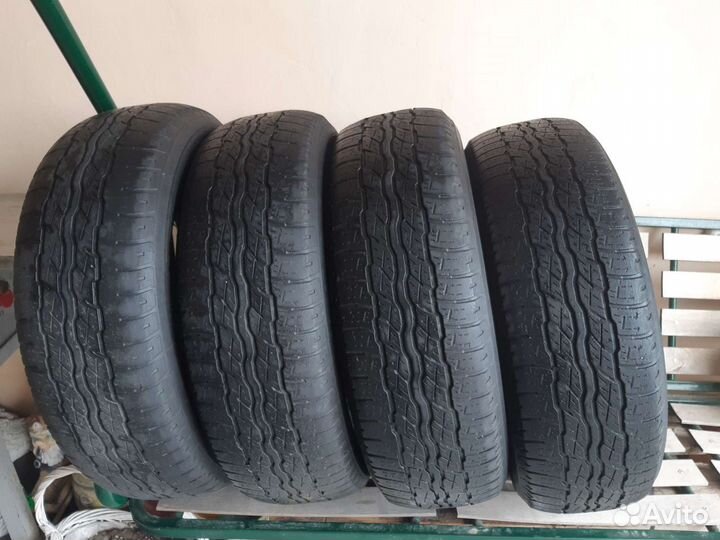 Bridgestone Blizzak SR02 225/65 R17