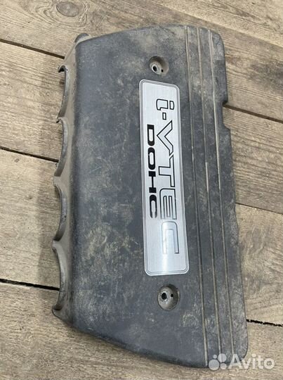 Крышка на двигатель декоративная Honda Accord 7