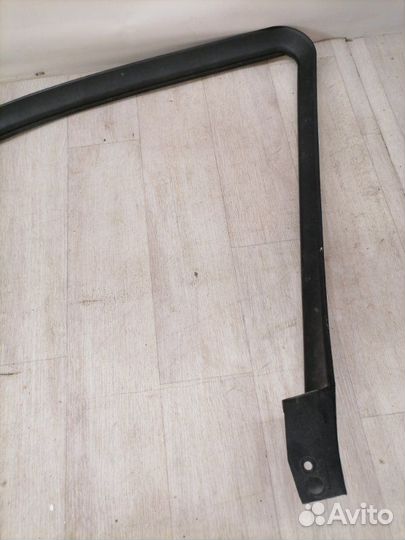 Накладка оконной рамы двери передняя правая Bmw X5