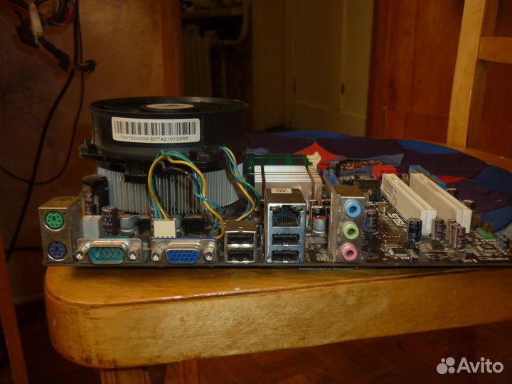 Материнская плата