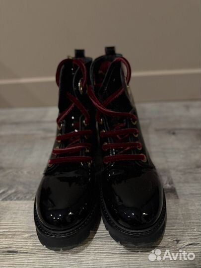 Ботинки женские 37 размер
