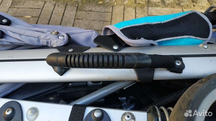 Прогулочная всесезонная коляска babycare