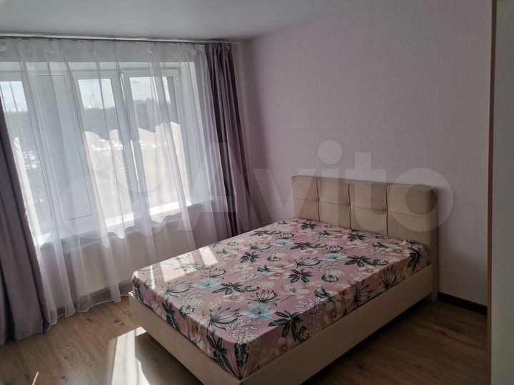 2-к. квартира, 53 м², 2/17 эт.