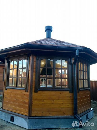 Бригада строителей