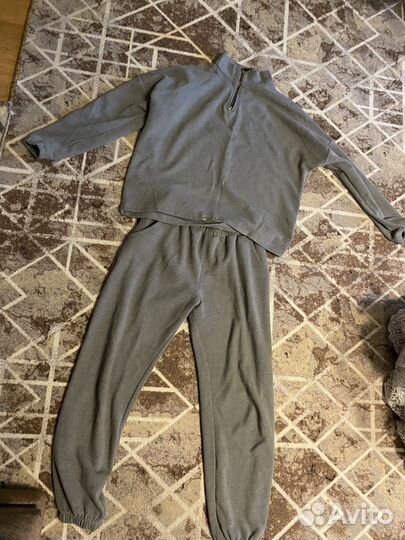 Спортивный костюм женский