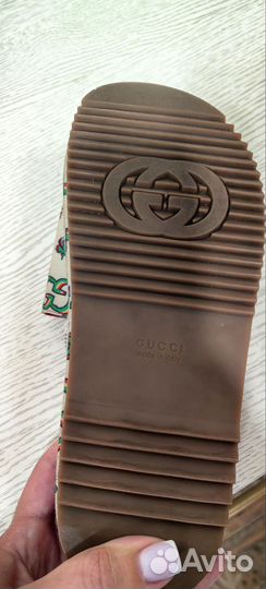 Сабо Gucci 37