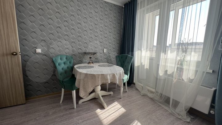 2-к. квартира, 60 м², 2/16 эт.