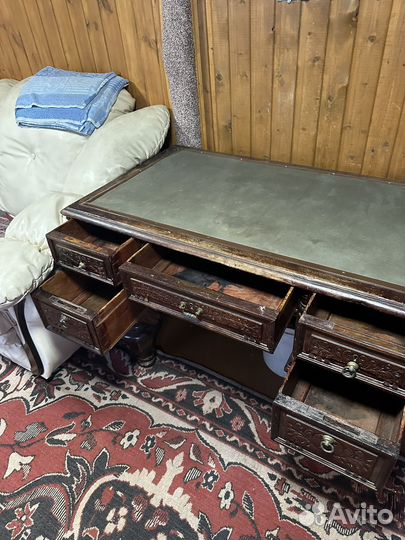 Стол старинный