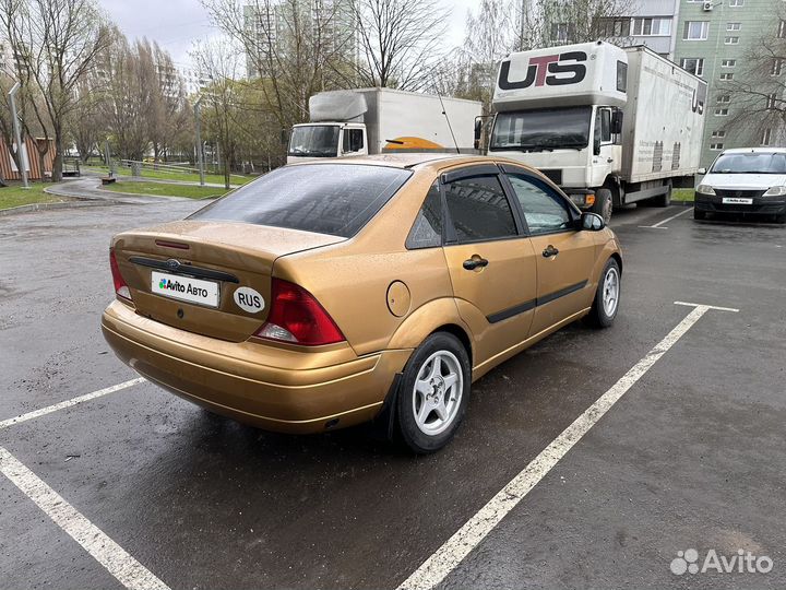 Ford Focus 2.0 AT, 2000, 300 000 км