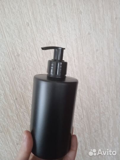 Флакон Пнд 400 мл с дозатором, черные