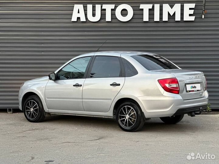 LADA Granta 1.6 МТ, 2018, 44 337 км