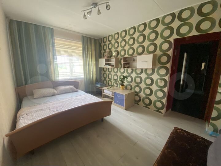 2-к. квартира, 46 м², 4/9 эт.