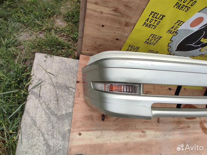 Бампер передний Toyota Mark 2 (JZX100) 1996-2000