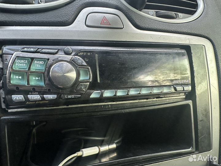 Автомагнитола alpine CDA-9813R