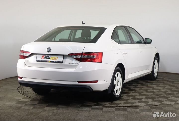 Skoda Superb, 2016