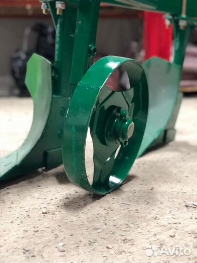 Плуг УРАЛЕЦ 1L-220, 2023