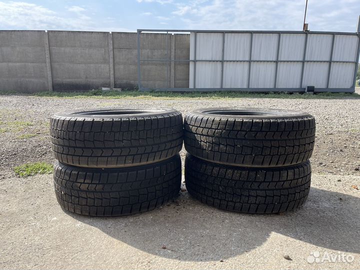 Dunlop Winter Maxx 215/55 R17