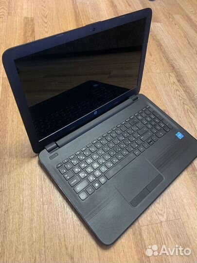 Ноутбук HP 15-ay501ur