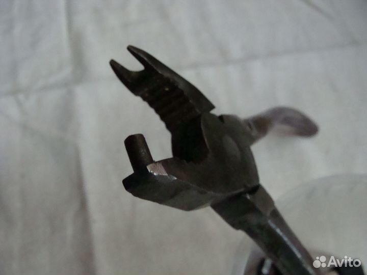 Инструмент для ремонта пианино и роялей