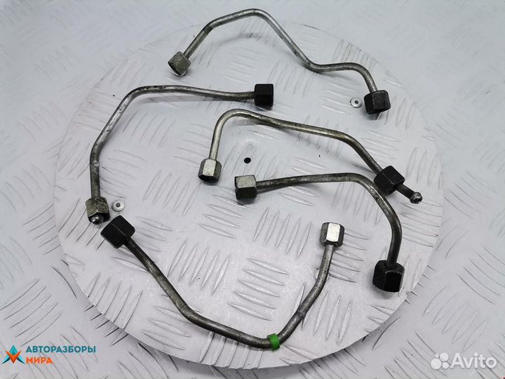 Трубка топливная Ford Focus 3 2014 1685827