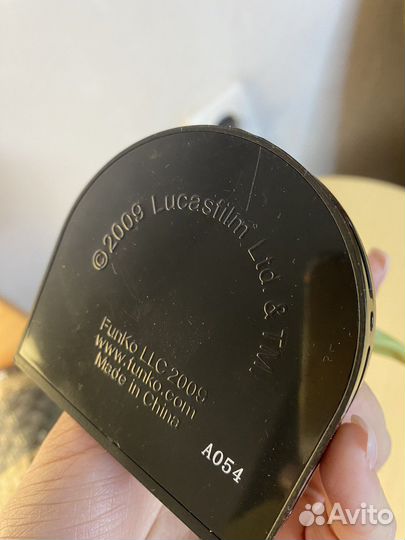 Йода со световым мечом редкая фигурка