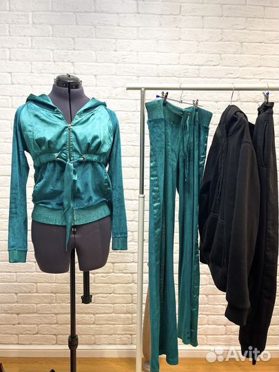Женский спортивный костюм зеленый велюр черный