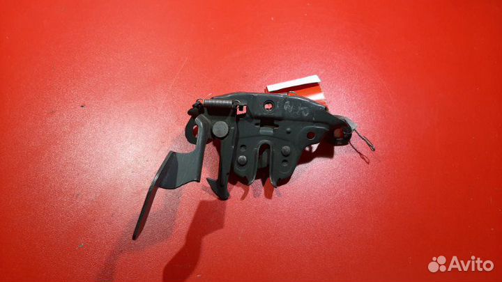 Замок капота Nissan Almera N15 GA15DE 1993-1997