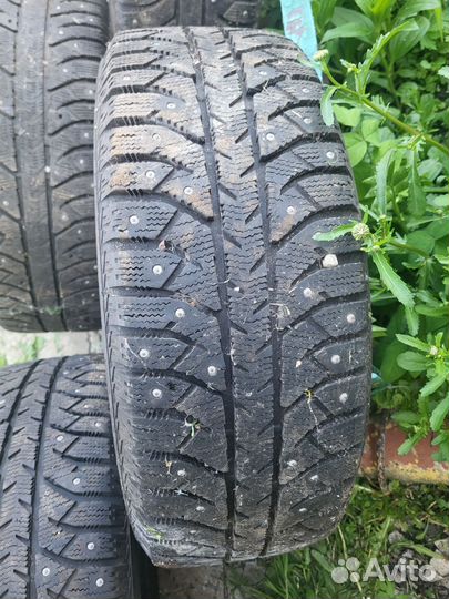 Зимняя резина 205/55 r16 на дисках